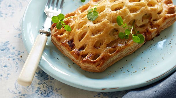 Indbagt laks med rejefars