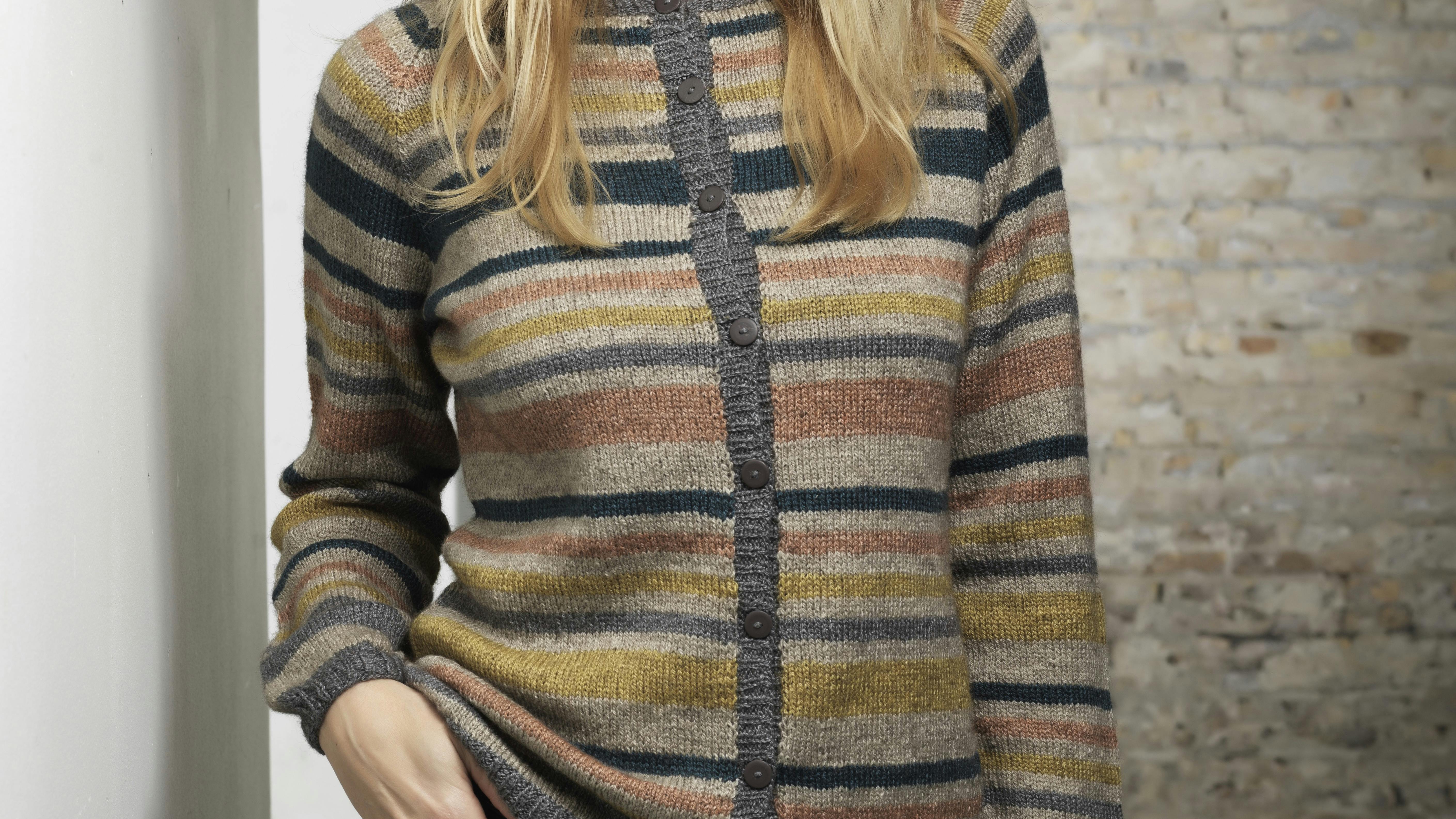 Strikkeopskrift: Cardigan i sjove striber