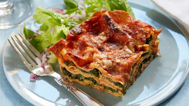 Lasagne med parmaskinke og spinat