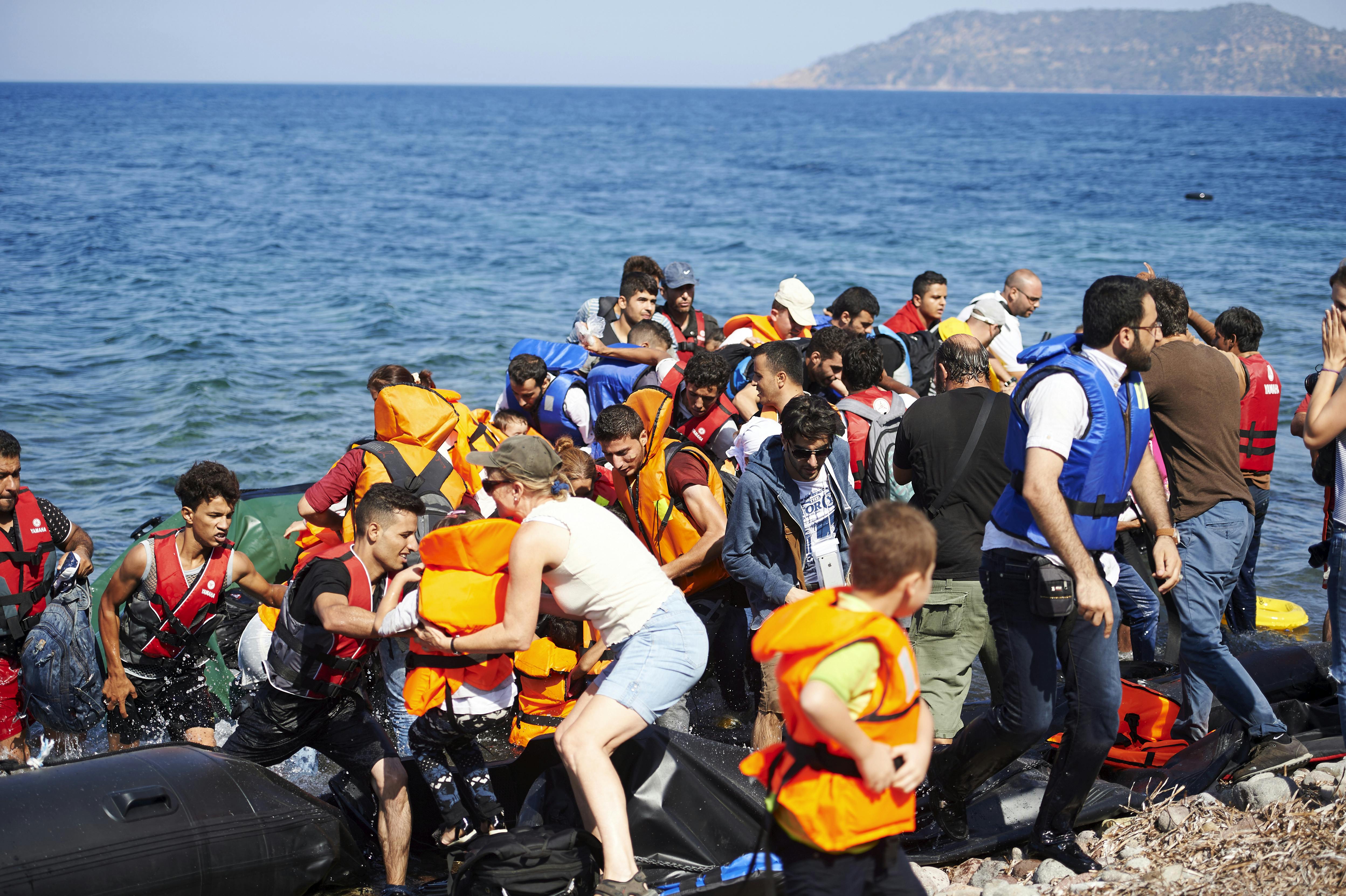 https://imgix.familiejournal.dk/media/article/lesbos_sep15_0992.jpg