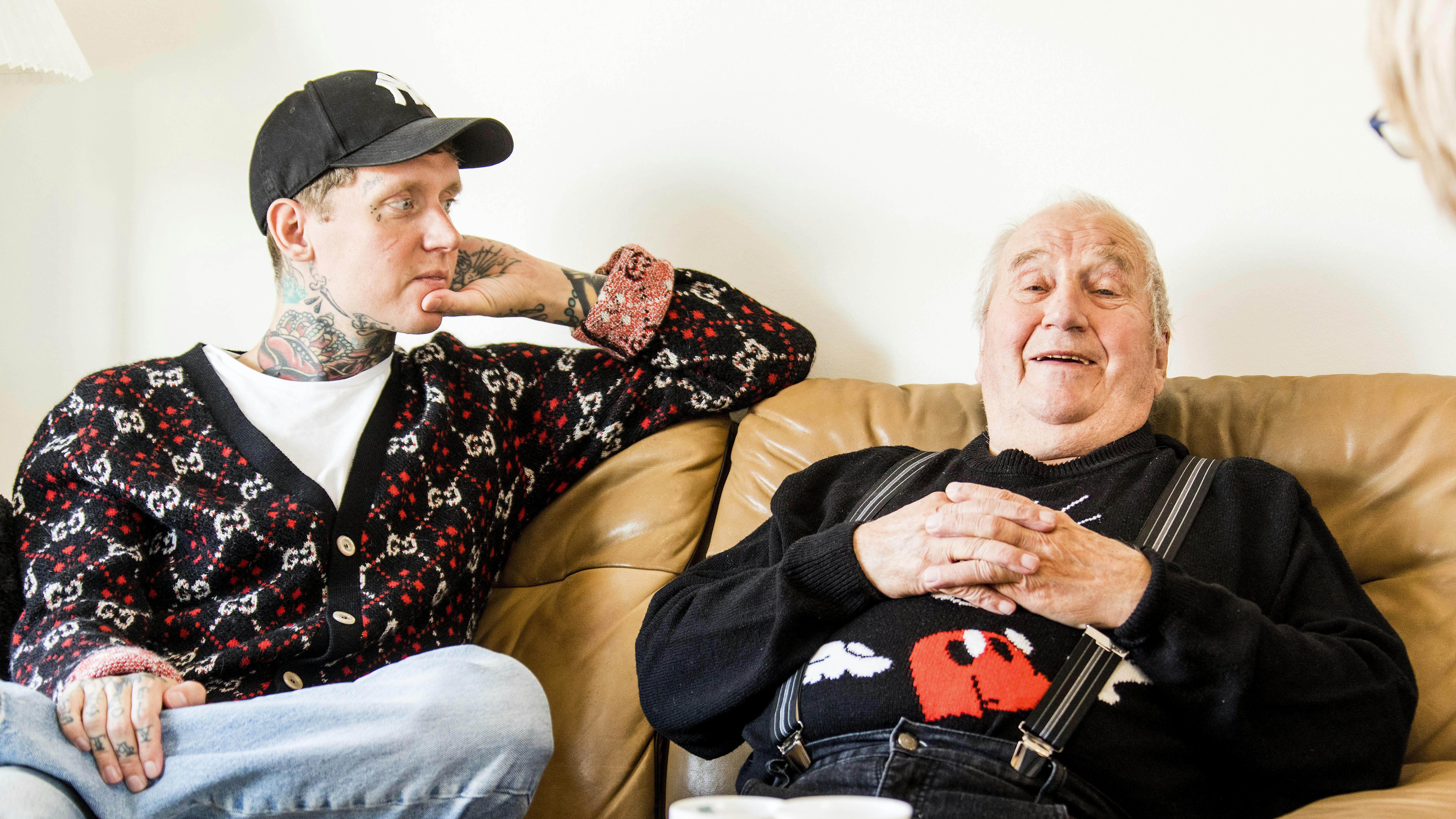 Tiger og Morfar er gode for hinanden og ses hver dag