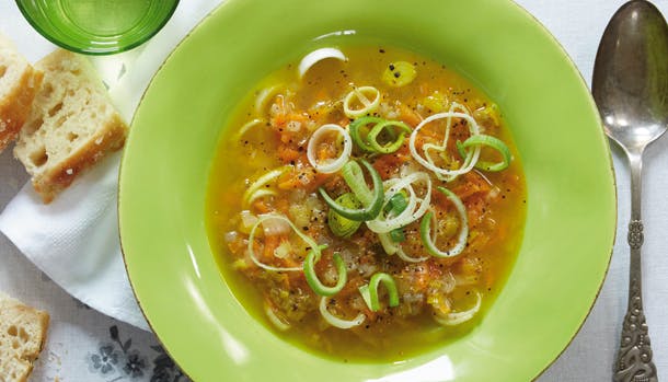 Ostesuppe med grøntsager