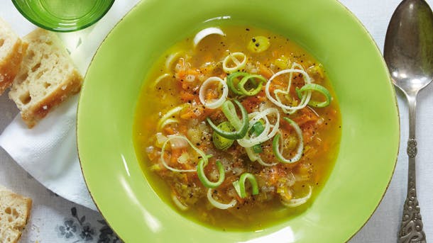 Ostesuppe med grøntsager