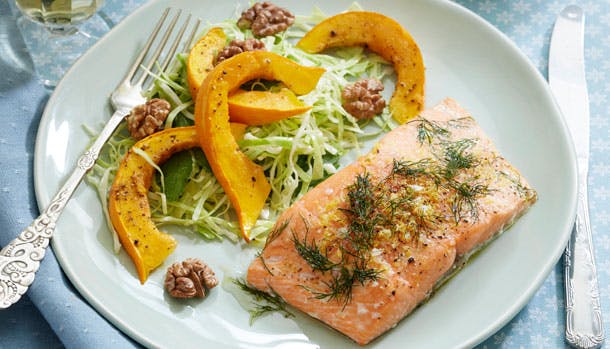 Laks med hokkaido og salat