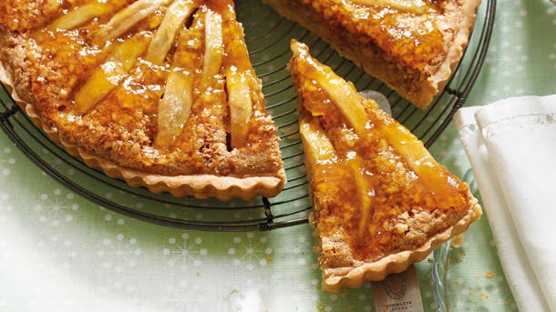 Pæretærte med mandler og portvin