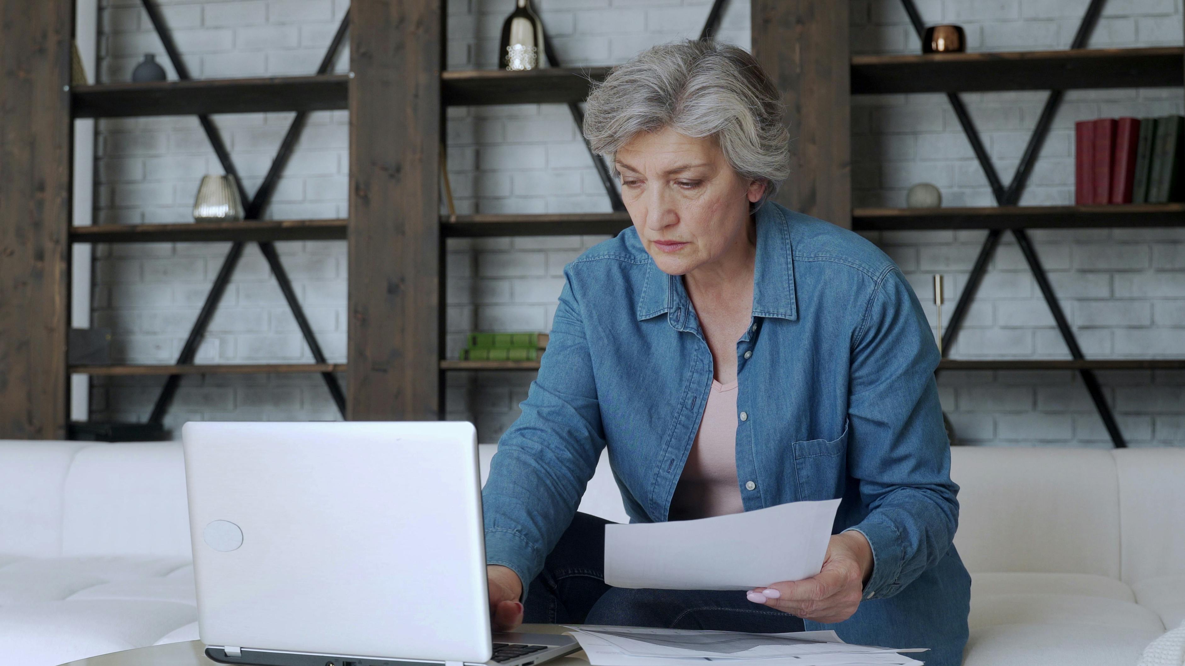 Puks brevkasse: Kan ikke få ro til at arbejde hjemme
