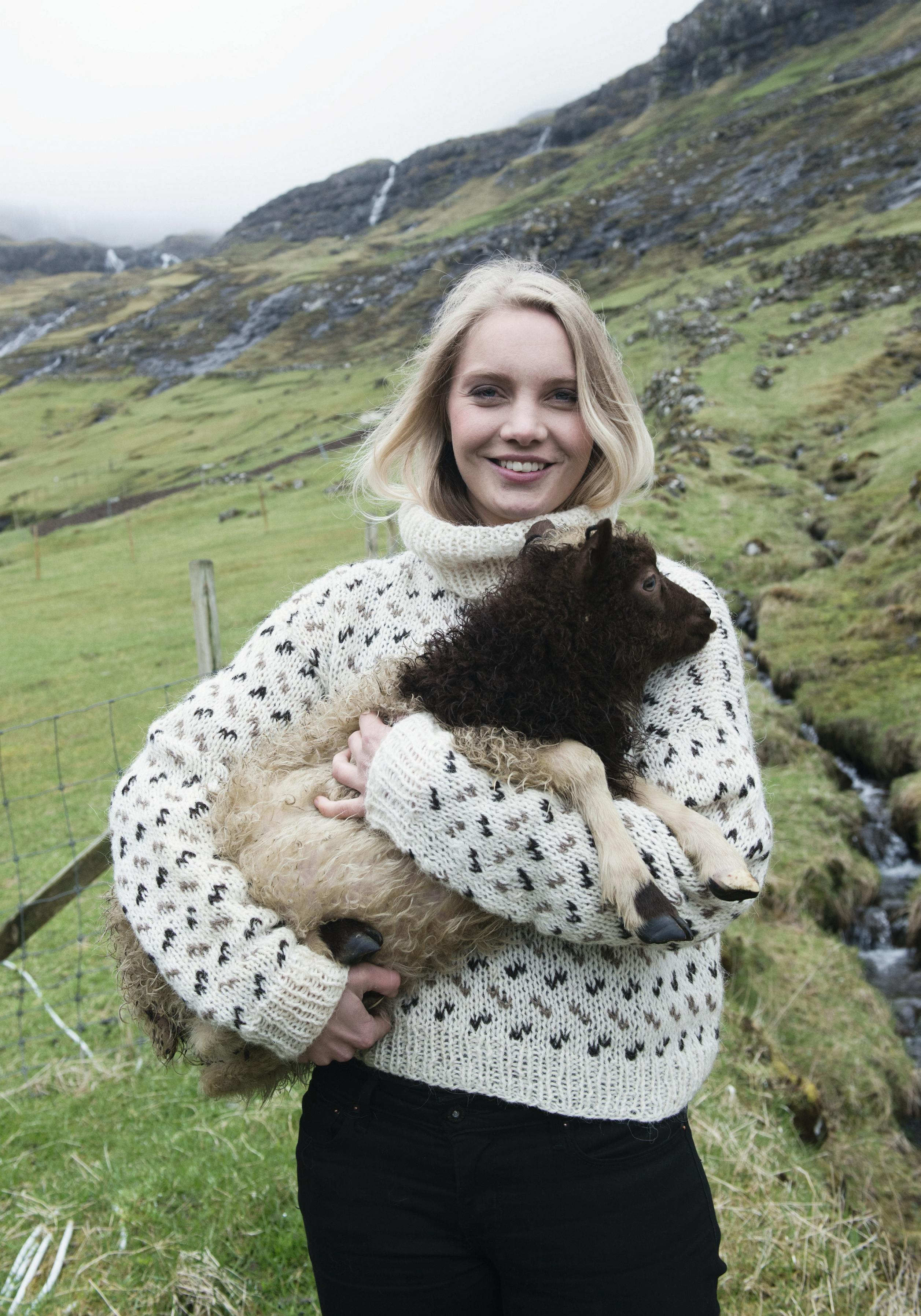 Strik en smuk færøsk sweater med mønster