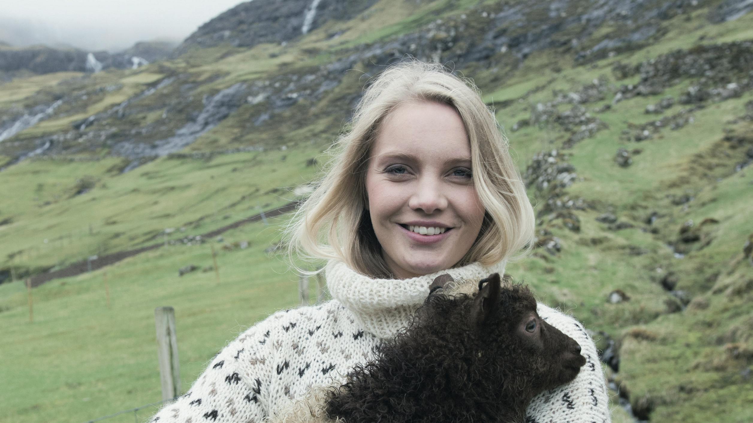 Strik en smuk færøsk sweater med mønster