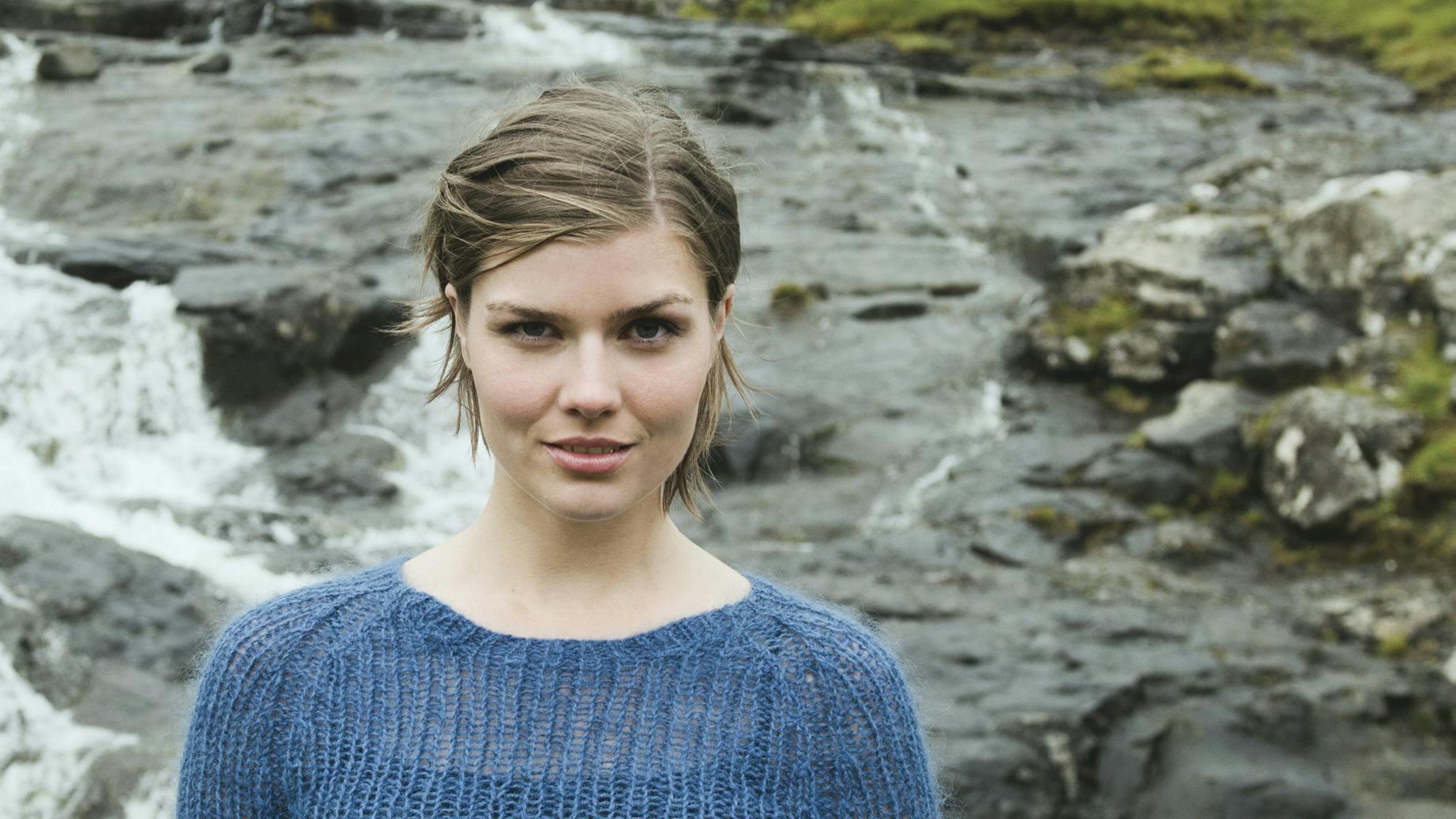 Strikkeopskrift: Strik en fin ribbluse