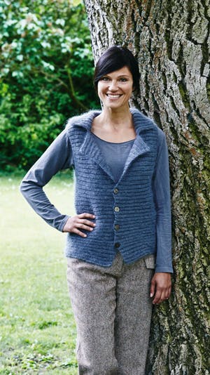 Skøn ribvest til efterårets kølige vejr