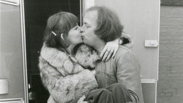 "De gyldne år", har Familie Journal kaldt sin serie af gallerier med nostalgiske billeder af dansktoppens stjerner. Peter Belli er en af dem. Og fru June og børnene Chano, Michel og Natasja er selvfølgelig også med.