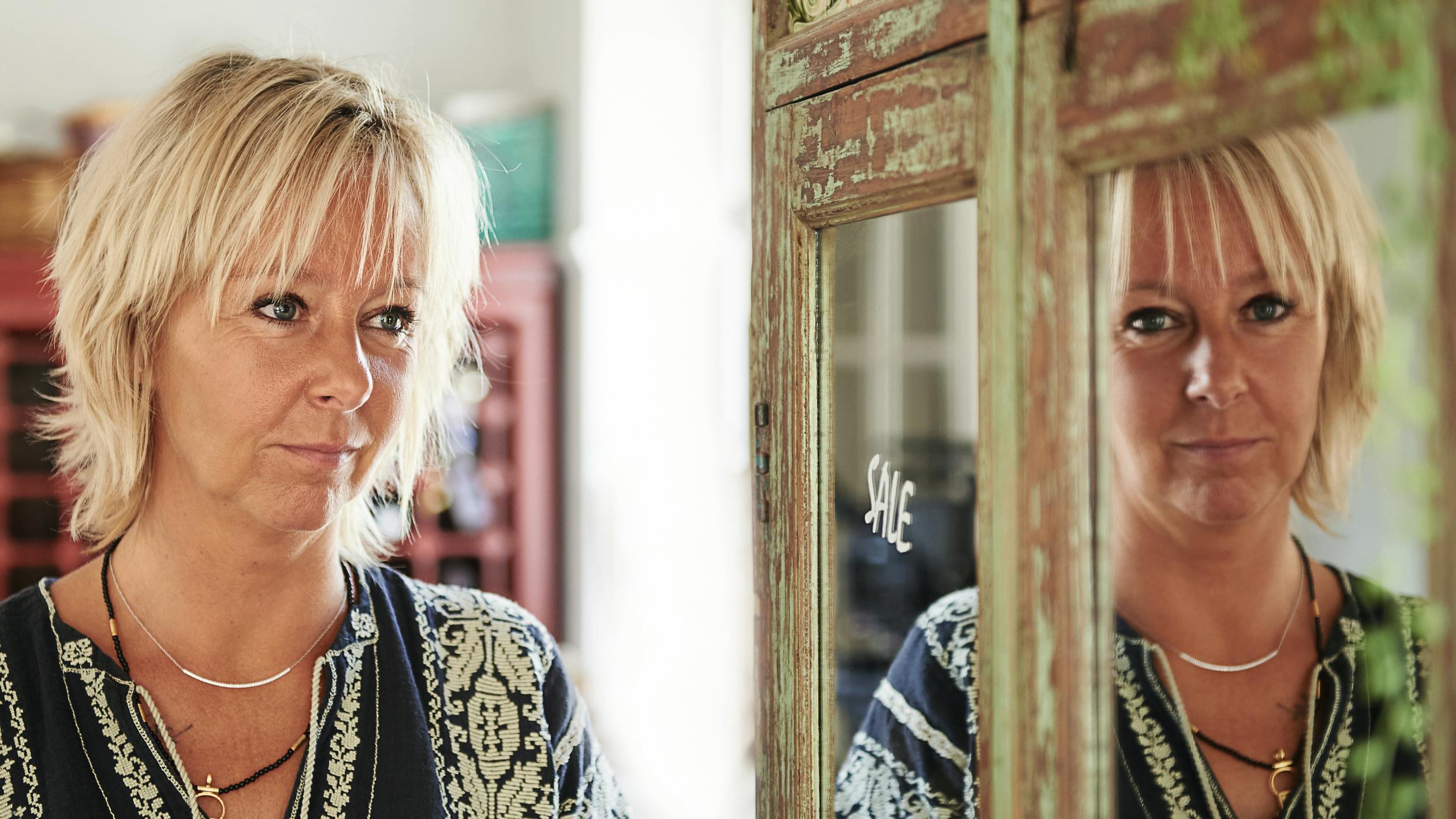 Familie Journals brevkasseredaktør Puk Elgård er vært i "Puk og det mystiske Danmark" på TV2, men har selv haft mange oplevelser, der kan kaldes overnaturlige.