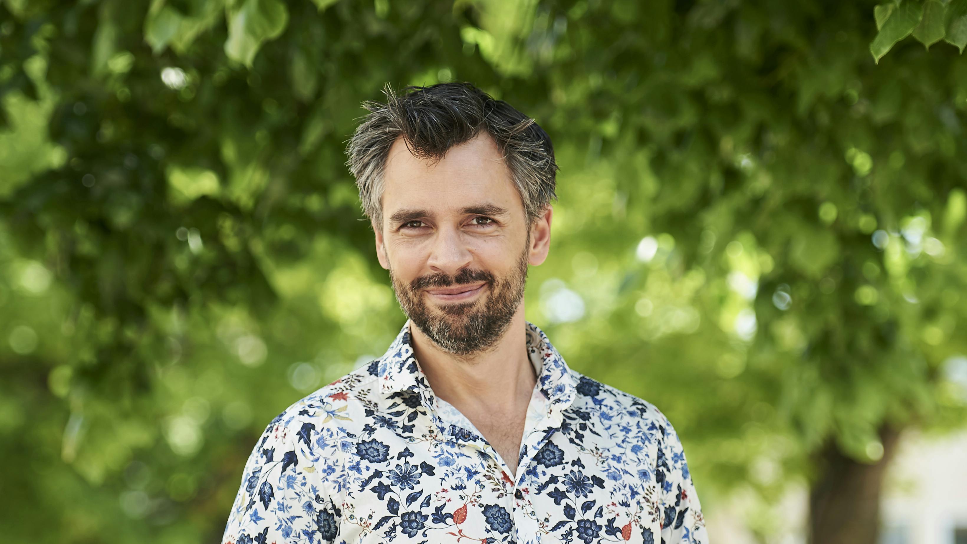 Det uventede har komisk effekt, fastslår Rasmus Krogsgaard