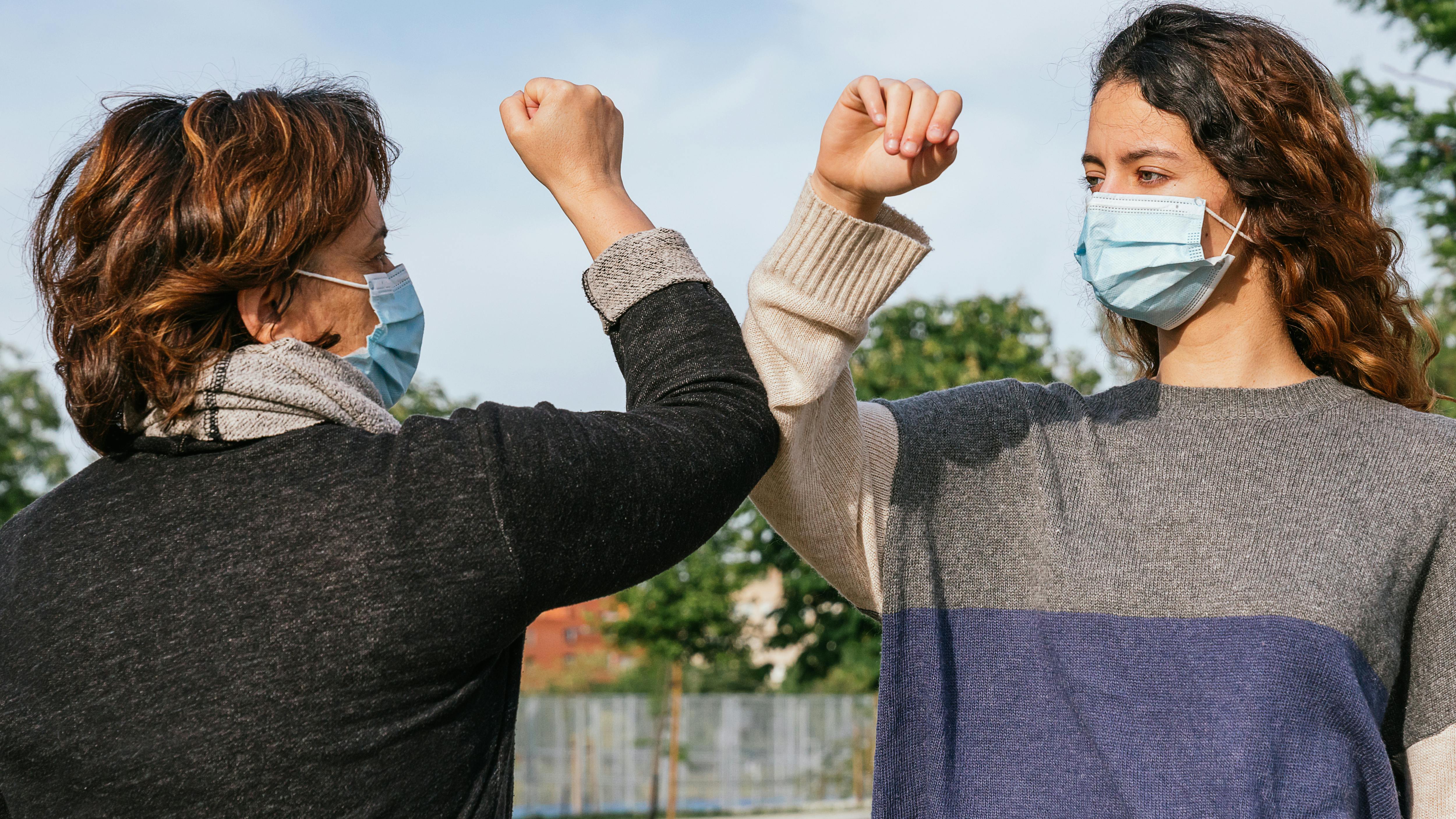 Læser til Puk: Rart at slippe for pligt-knus