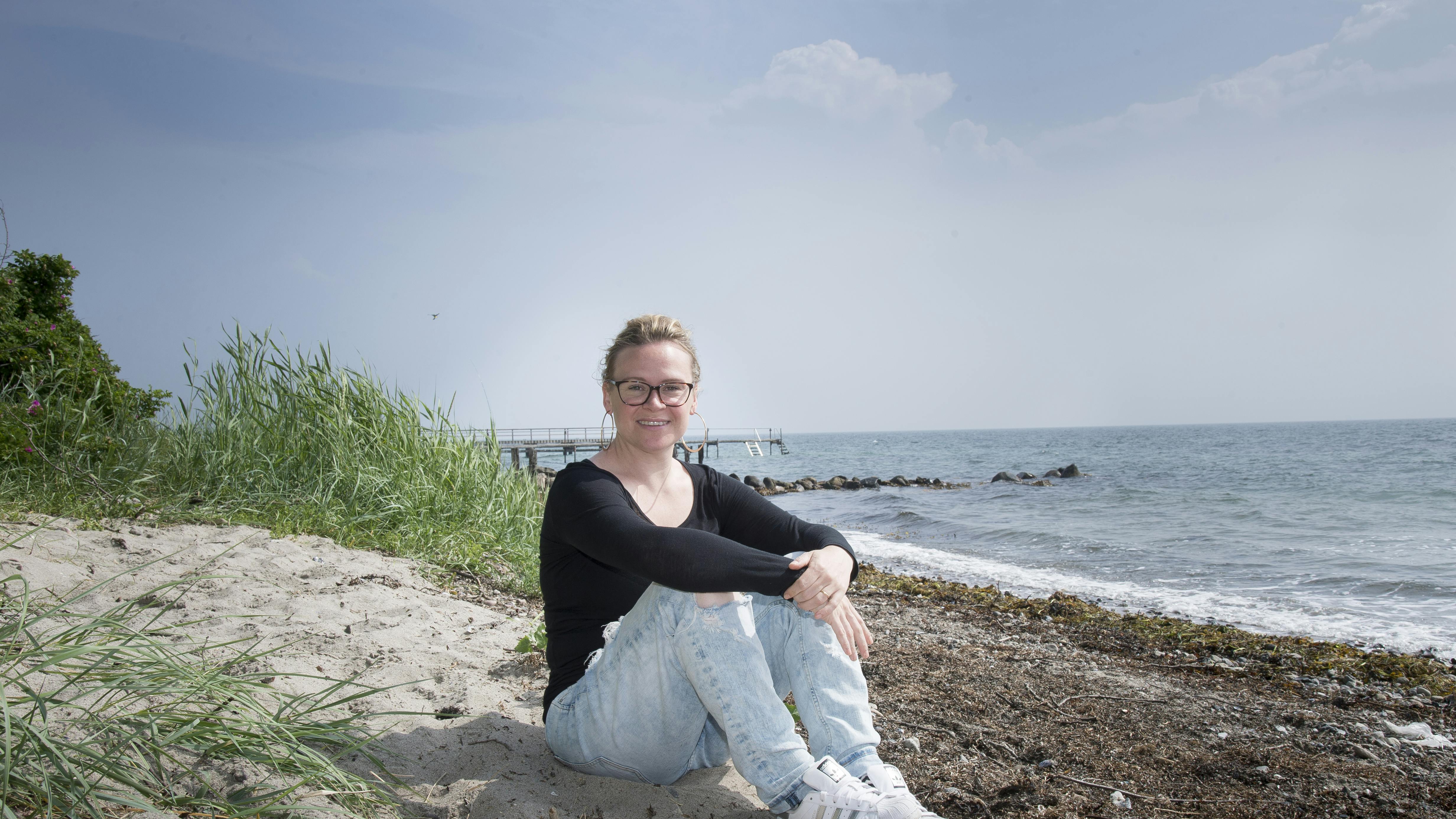 Silja Okking, vært på DR Ramasjang, er sammen med Bubber fra DR Ultra draget på tur i hele Danmark med børneprogrammet "Sommer Summarum" og under temaet sommerlejr.