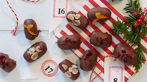 Små marcipanbrød til jul