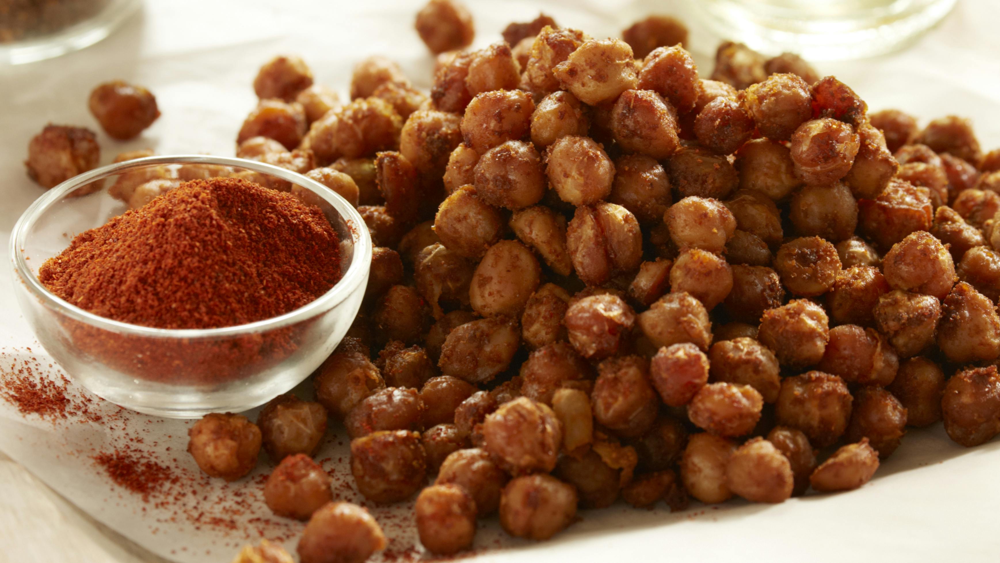 Sprøde og spicy kikærter - skøn og sund snack!