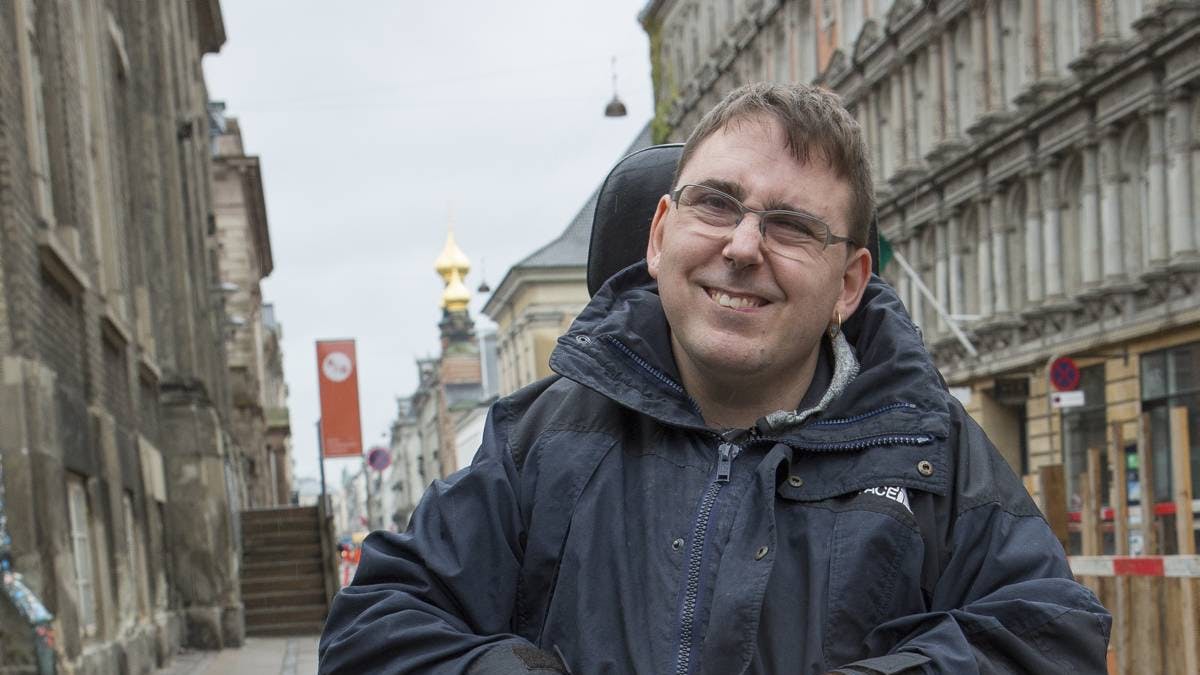 Nicolai er spastiker og laver stand-up