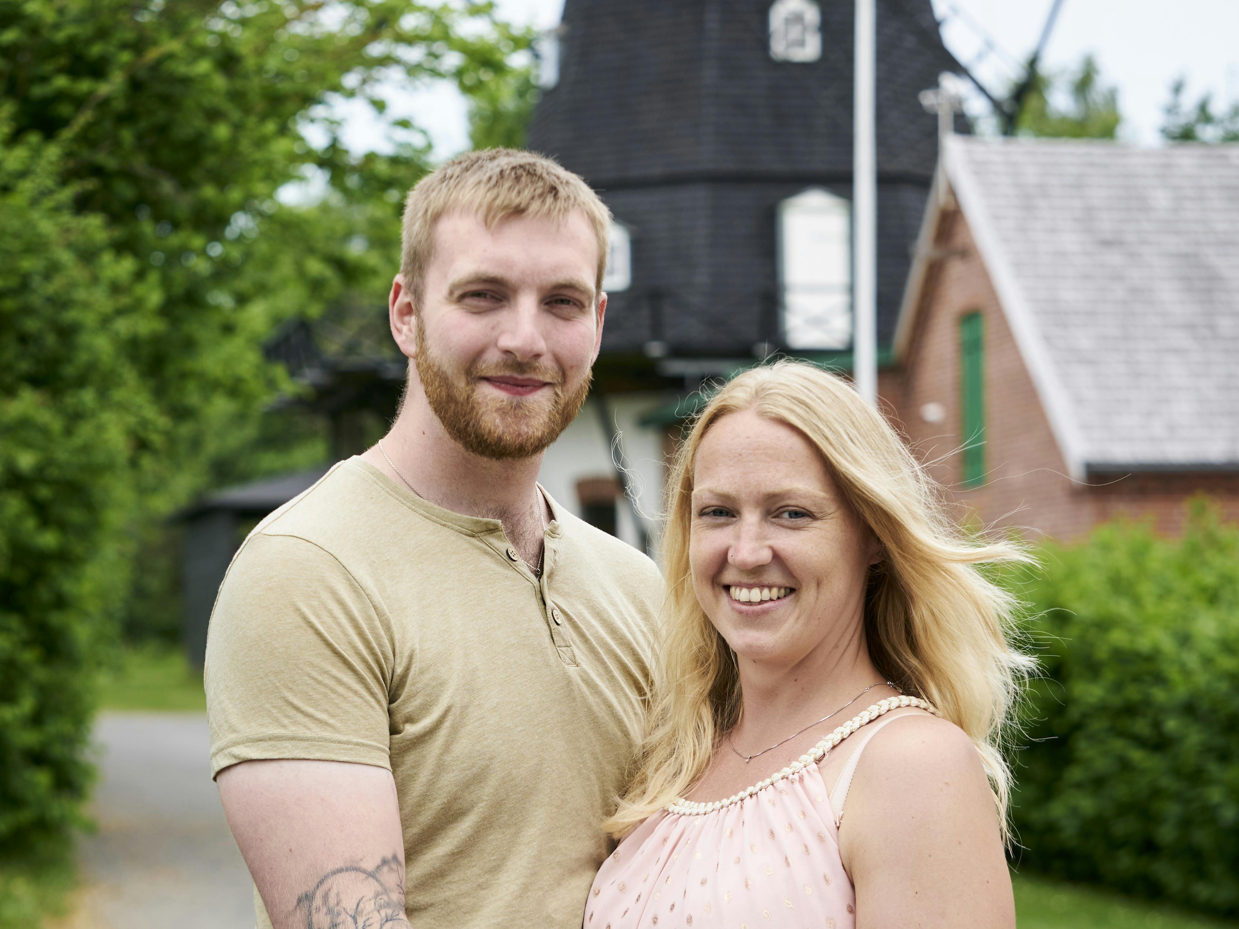 https://imgix.familiejournal.dk/media/article/stine_og_peter_bau_fj_50_10jun21_2sl6861_0.jpg