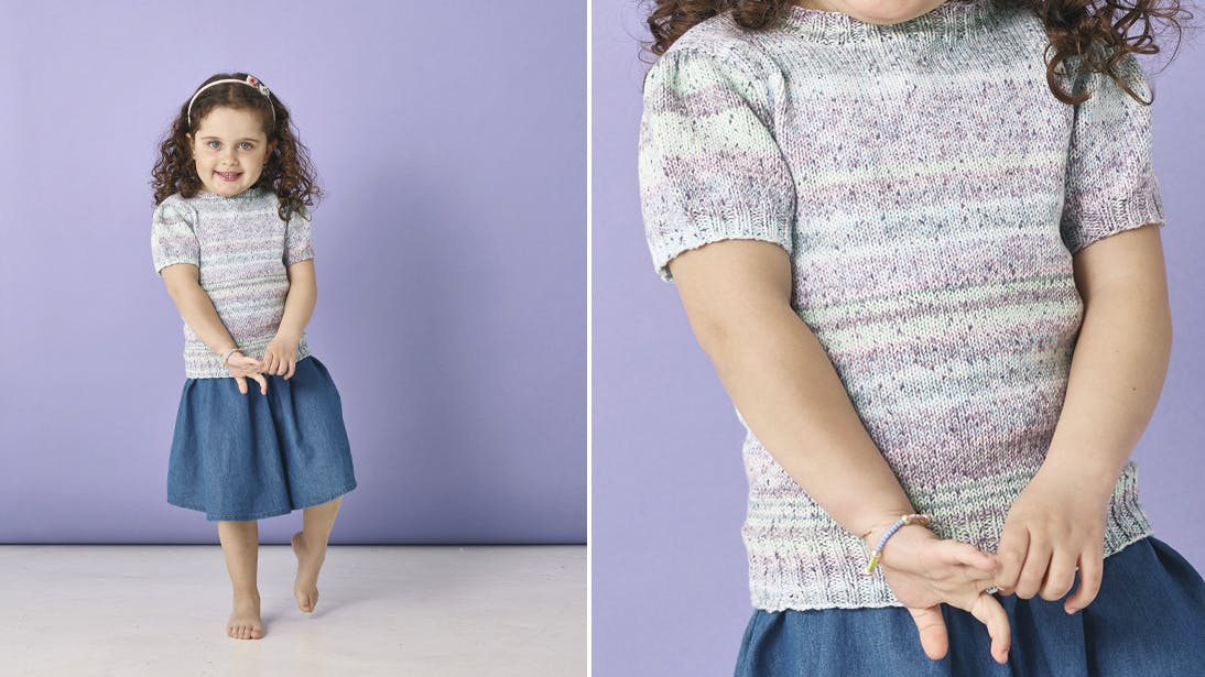 Farverig sommerstrik med fine detaljer ? perfekt til sommergarderoben til de alleryngste.