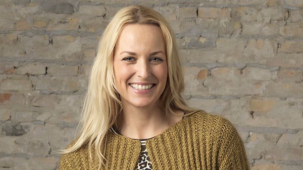 Strikkeopskrift: Jakke i ribmønster