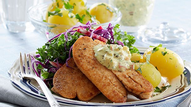 Stegt torskerogn med hjemmelavet remoulade og kartofler