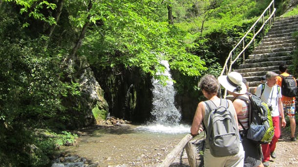Tag med på vandreferie til Amalfikysten og oplev de smukkeste udsigter.