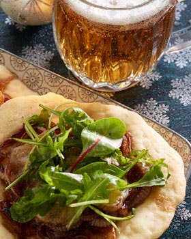 Pizza - vegetarpizza med løg