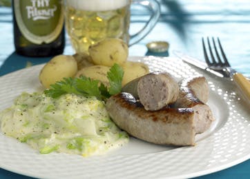 Medisterpølse med stuvet spidskål