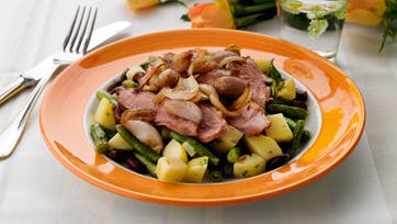 Denne bønnesalat med andebryst er både sund og mættende