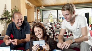 Foto: Alex Tran og Kurt RavnJes kan takke donor for livet