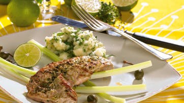 Limemarineret skinkeschnitzel med mos af knoldselleri