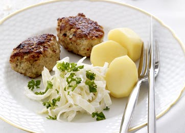 Frikadeller med stuvet hvidkål | Fedtfattig opskrift