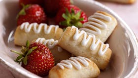 Kransekage - kransekagekonfekt: Server den som konfekt