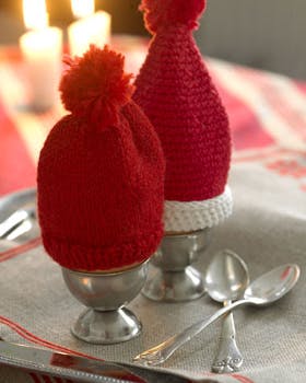 To små nissehue  til æggene