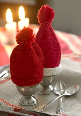 To små nissehue til æggene