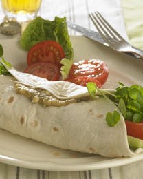 Vegetariske pandekager med grønt
