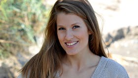 Blød og rummelig striktop i silke og bomuld