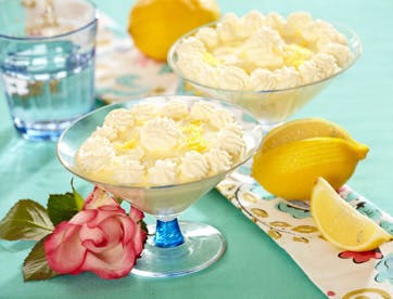 Klassisk citronfromage med fløde og citron