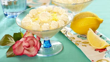 Klassisk citronfromage med fløde og citron