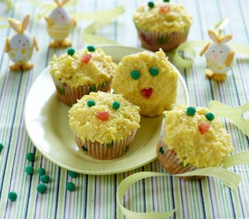 Påske cupcakes med cream cheese frosting og kokos