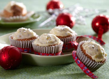 https://imgix.familiejournal.dk/media/websites/familiejournalen-dot-dk/website/2013/november/uge-47/mad/47-julemuffins-362.jpg