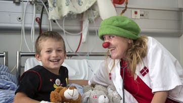 Klovnen Luna havde bamser med til Jeppe