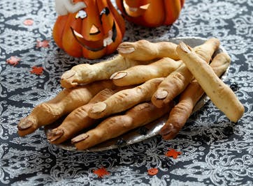 https://imgix.familiejournal.dk/media/websites/familiejournalen-dot-dk/website/2013/oktober/uge-44/mad/44-heksefingre-362.jpg