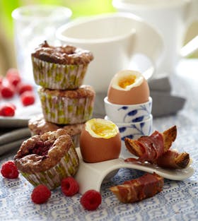 https://imgix.familiejournal.dk/media/websites/familiejournalen-dot-dk/website/2013/september/uge-37/mad/37-light-brunch-280.jpg
