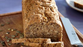 Nemt rugbrød med kerner
