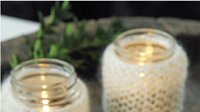 Strikket til lysestagerne