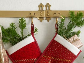 To røde julesokker