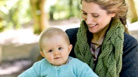 Strik en silkeblød babyjakke