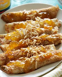 Rådhuspandekager med orangecreme